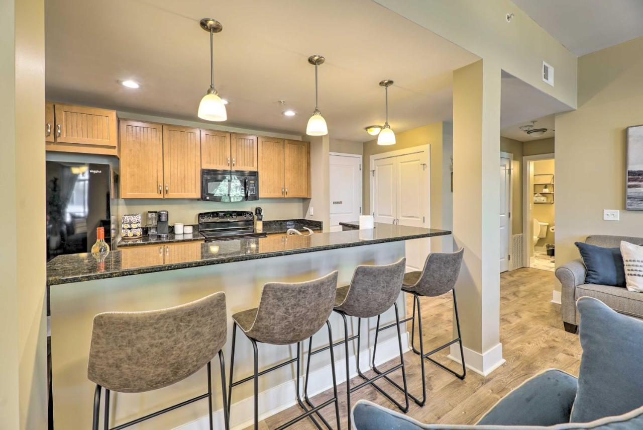 Grand Haven Condo - Walk To Nearby Hot Spots! ภายนอก รูปภาพ