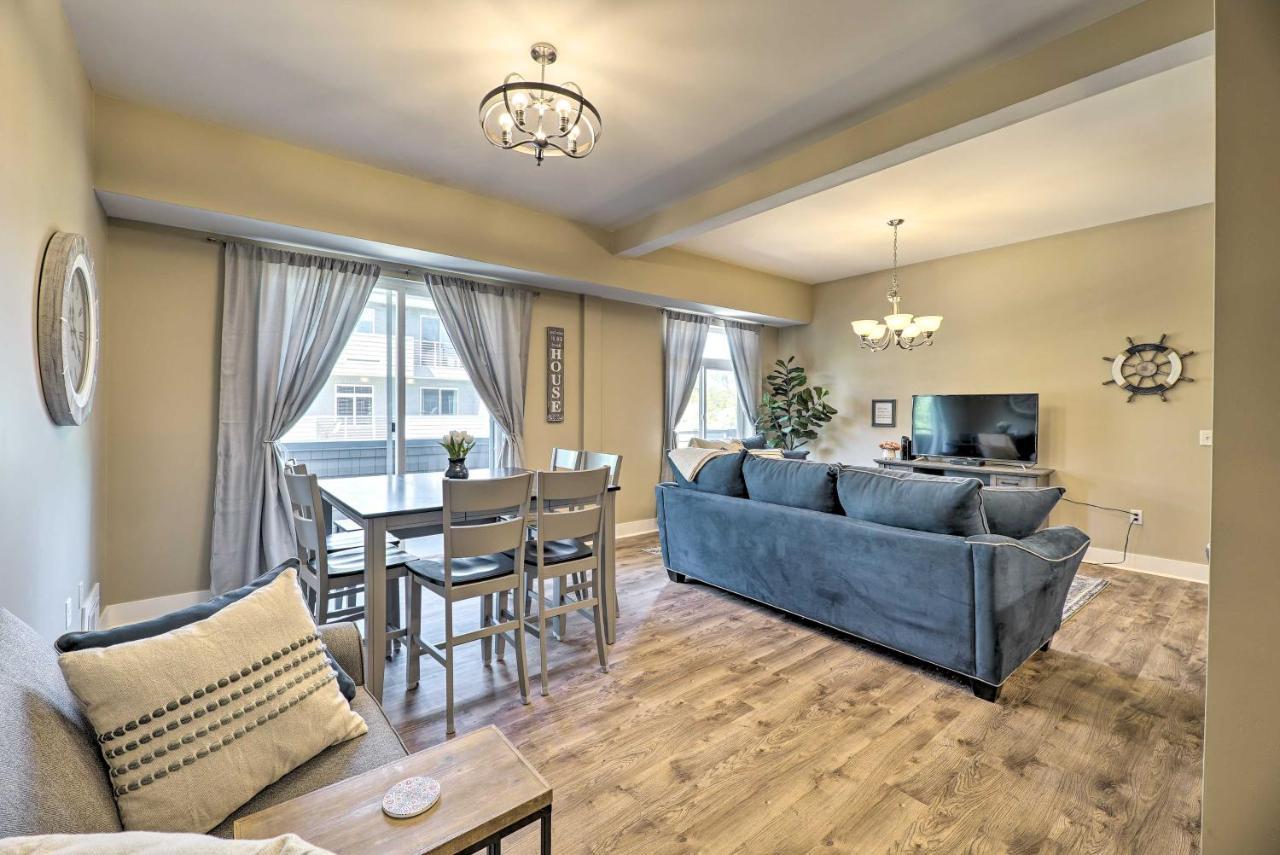 Grand Haven Condo - Walk To Nearby Hot Spots! ภายนอก รูปภาพ