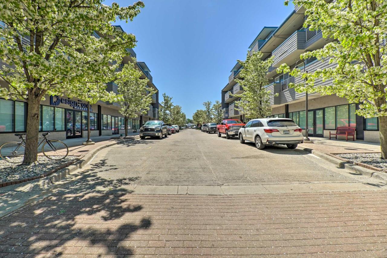 Grand Haven Condo - Walk To Nearby Hot Spots! ภายนอก รูปภาพ